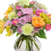 Capture the freshness of spring. Spring Breeze uses a mix of pastel