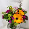 Spring mix, vibrant colors and sweet blooms
