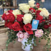 Experience the epitome of refined beauty with the Timeless Elegance Bouquet. This