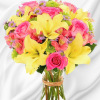This bright and beautiful flower arrangement will brighten someone&#039;s day with a