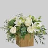 Natural elegance to celebrate any occasion! Like a flourishing garden, this gorgeous