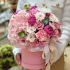 Cute box full of Spray Roses, and other mixed flowers 