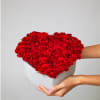 Heart shape box with red roses.
8&#039; (21 cm) Small
10&#039; (25 cm) Medium
12&#039;
