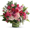 A high-fashion fantasy of roses! When you want to make a grand