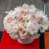 Soft and feminine, this soft, blushing palette consist of roses, peony, hydrangea