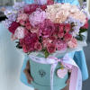Box of mixed flowers 