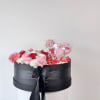 Valentine&rsquo;s Collection

Spectacular XXL flower box arrangement! 
This extraordinary gift combines fresh blooms