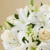 White flowers have a timelessness and elegance that brings comfort during life&rsquo;s