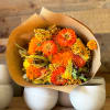 NARANJO RAMO - Mix Seasonal Bouquet : Seasonal Autumn Flowers : ZINNIA
