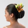 Add a touch of tropical elegance to your wedding with this beautiful