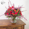 Bouquet with shades of red going from bright to dark colors, 