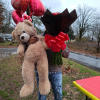 Wrapped 100 rose bouquet and a XL teddy bear 

Rose color available:
Red