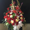 One sided arrangement floral arrangement 