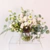 Ivory /blush combo create an elegance , clean luxe rose garden look.