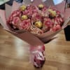 Elegant bouque . 25 Roses , 3 Butterflies, 6 Ferrero Rosher