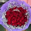 averages 30-35 stems combination of roses and gypsophillia