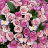 Our standing bouquet in pink color  with 200 roses with the