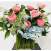 Garden roses, hydrangea, seeded eucalyptus.
*We use flowers that are available at that