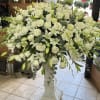 An elegant expression of love and remembrance

Honor a cherished life with the