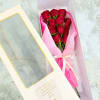A delicate yet powerful gesture of love.
The Love Box features an exquisite