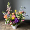 Designer&rsquo;s Choice selection of the BEST seasonal garden blooms.

Presented in a lovely
