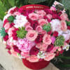 Make someones day by sending them this earthy box. Full of different