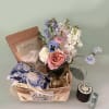 The pretty Blomst LA qift box is full of delightful tea &amp;