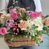 This tender basket is the perfect option for your loved ones, comes