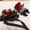 A floral duo designed to stand out with elegance and sophistication. Black
