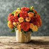Tango an elegant arrangement to send for all occasions. A 5x5 Golden