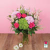 The Beretania Florist Charming bouquet is a stunning floral arrangement that features