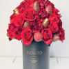 Red Temptation is pure luxury and passion in one unforgettable gift. A