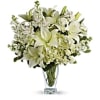 Who&#039;s the fairest of them all? This snow-white bouquet. A stunning statement