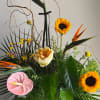 Summer is calling!
Our tropical vase is bursting with color and good vibes.
