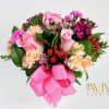 This pretty arrangement is classically elegant in a way that will never