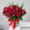 Express your love in full bloom with this stunning combination of red