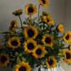 Sunflowers kissing the sun this summer ️
The perfect vase to celebrate the