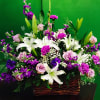 Large basket arrangement that we can change to color palette to what