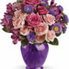 This breathtakingly gorgeous bouquet features an elegant blend of pink roses and