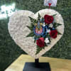 Beautiful arrangement for that special Chivas fan. Choose your sport and team.