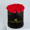 Express your feelings with our classic red roses and black velvet box
Choose