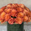 We&#039;re excited to announce that we now offer exquisite long-stemmed rose arrangements