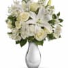 So simple, and so breathtakingly beautiful. This flower arrangement features an all-white