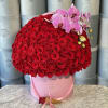 Big pink signature box with 100 red roses! You can change the