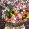 36 roses colors different 2 sunflowers 