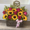 BEAUTIFUL DETAIL ON A RUSTIC WOODEN BASE, SUNFLOWERS AND FUCHSIA ROSES