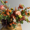 Invite them into your space with our stunning autumn centerpiece, featuring vibrant