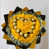A detail that conveys joy and tenderness. Beautiful yellow roses, symbol of
