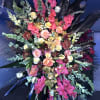 Mix of pink flowers - stand free spray