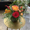 A lovely little arrangement starring everyones&#039; favorite flower, the rose. 

Please note